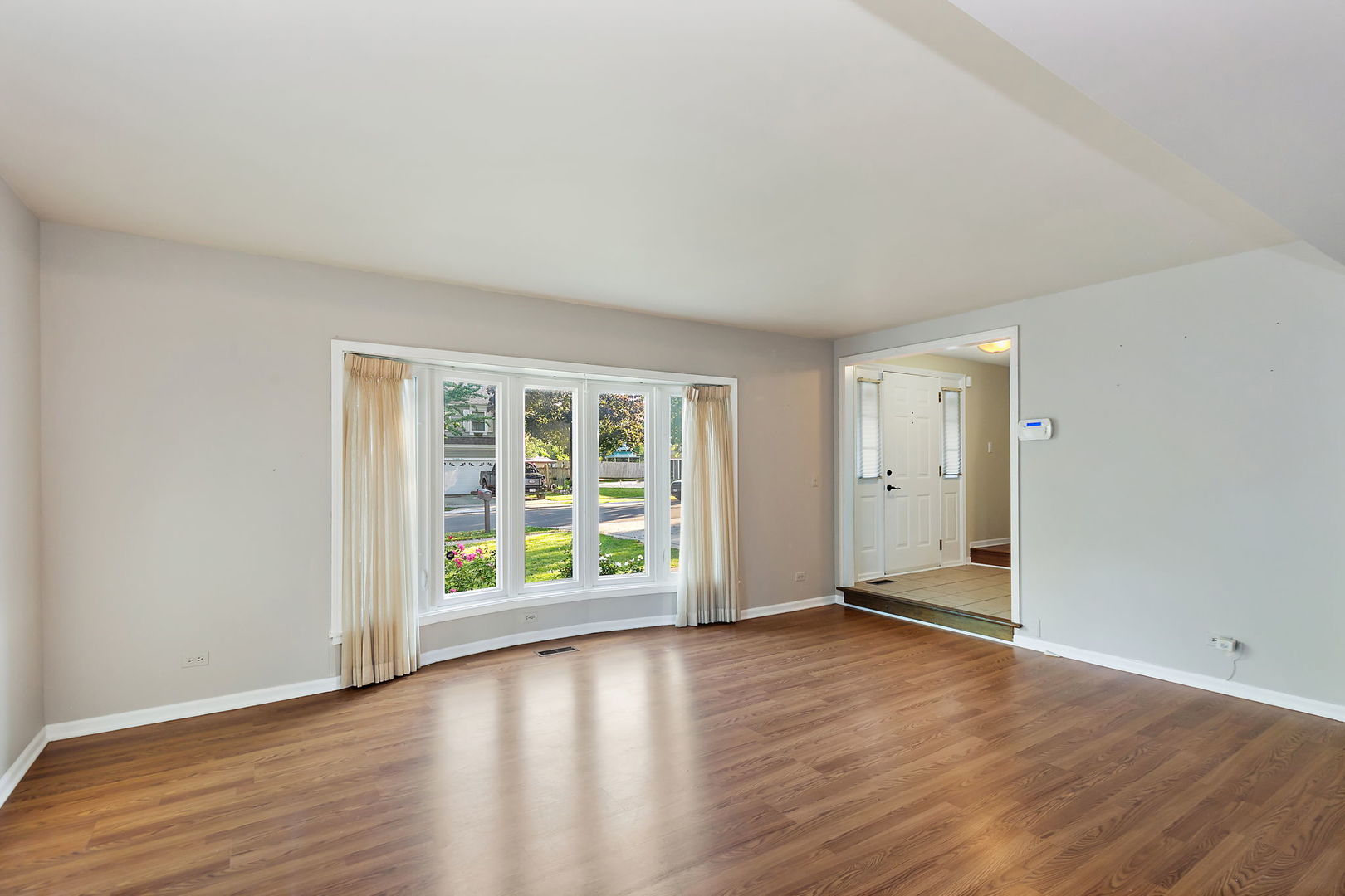 1088 Pear Tree Lane, Wheeling, IL 60090