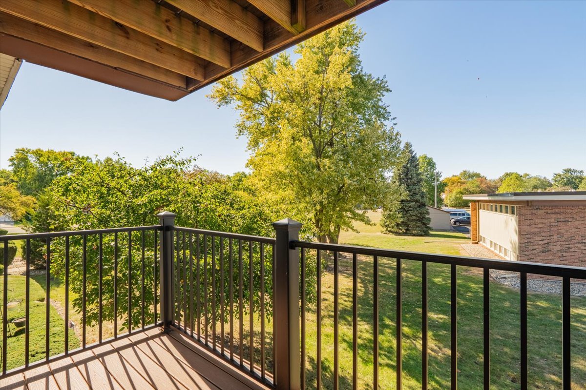 111 Rust Road #211, Bloomington, IL 61701