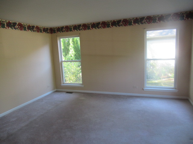 600 Brookstone Road, Grayslake, IL 60030
