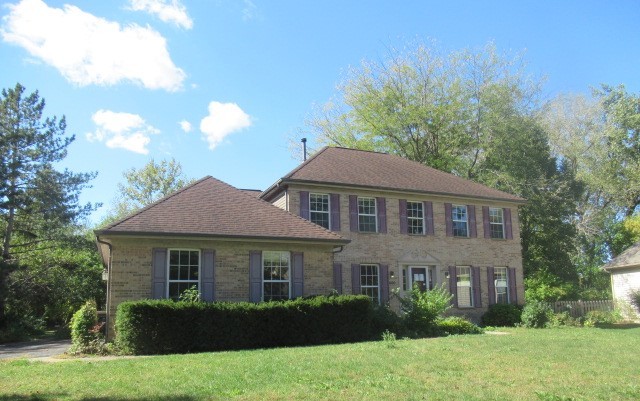 600 Brookstone Road, Grayslake, IL 60030