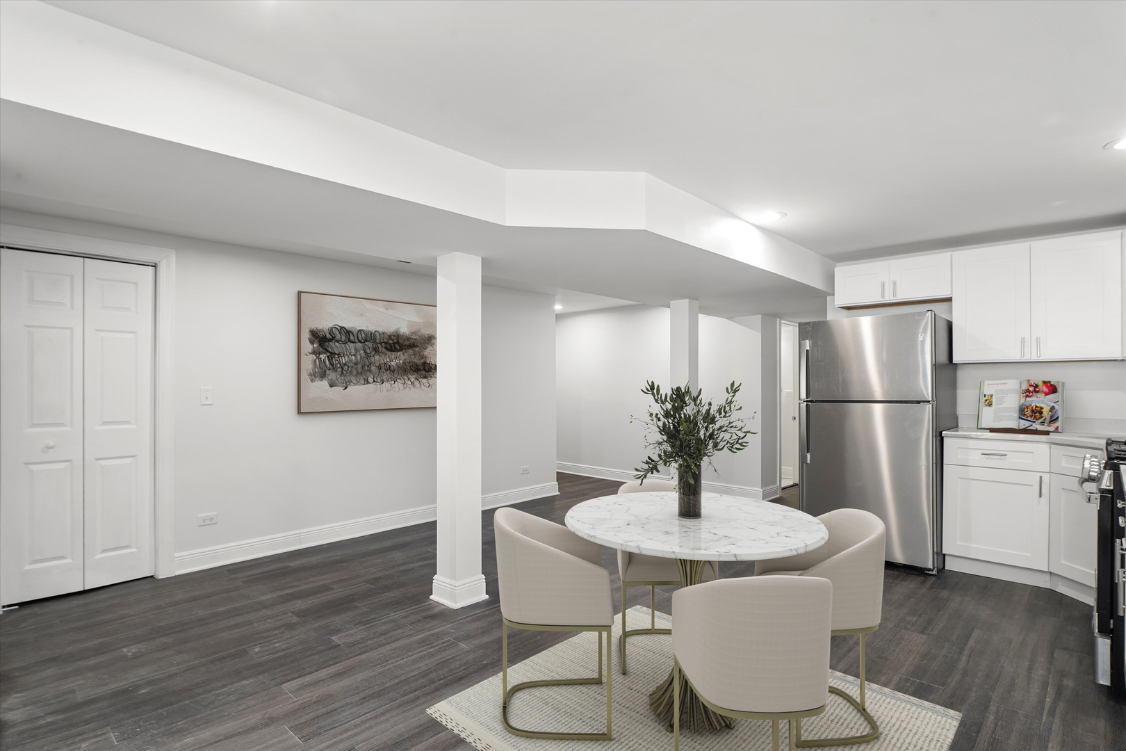 4447 W van buren Street, Chicago, IL 60624