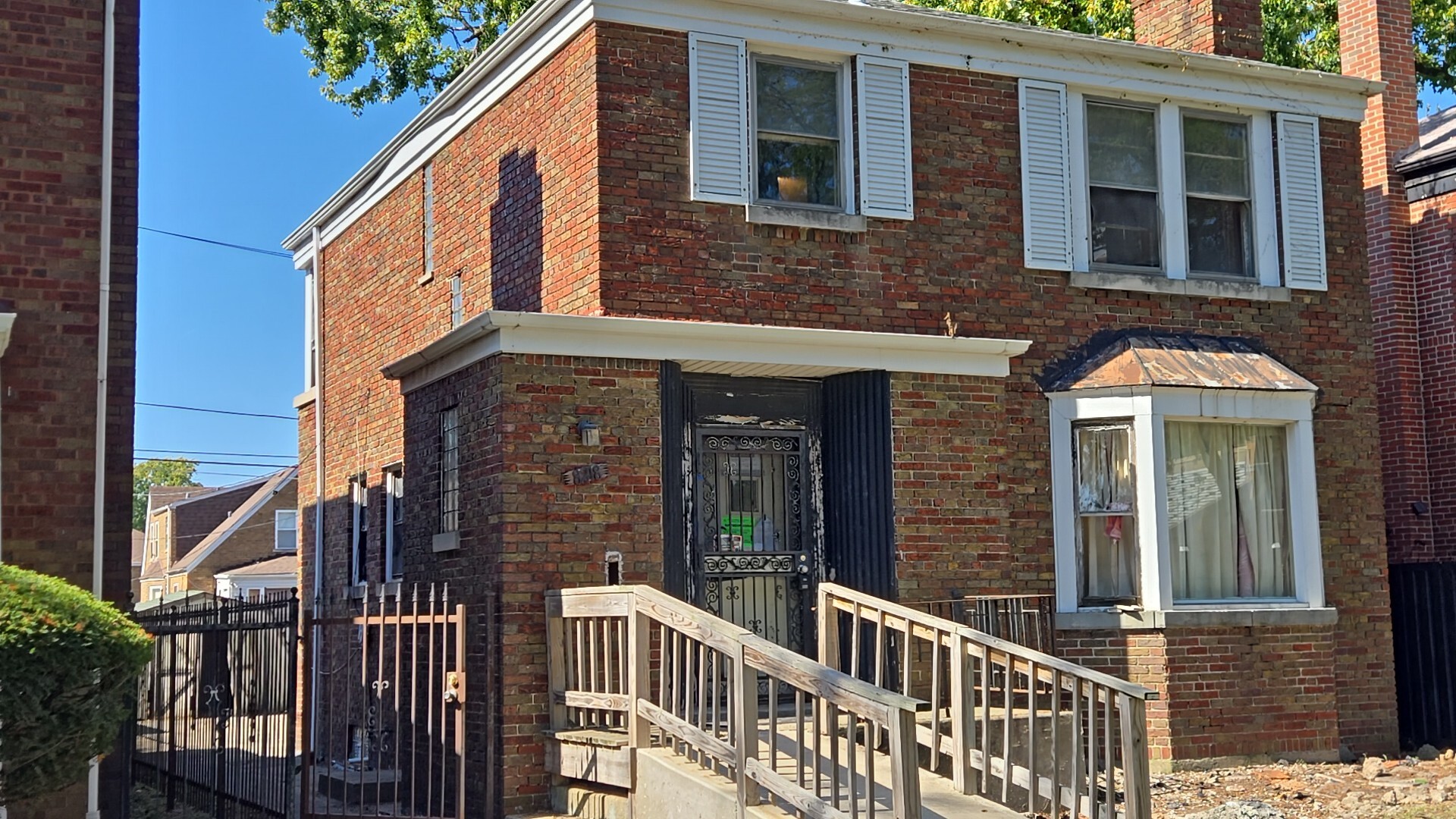 8218 S Yates Boulevard, Chicago, IL 60617