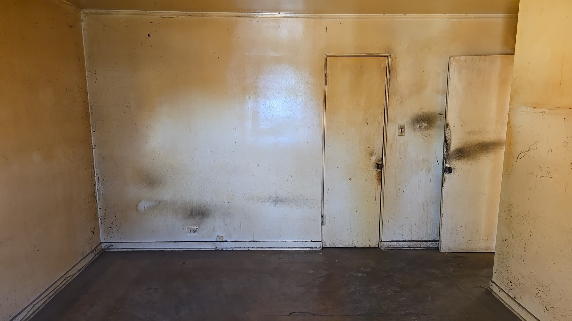 8218 S Yates Boulevard, Chicago, IL 60617