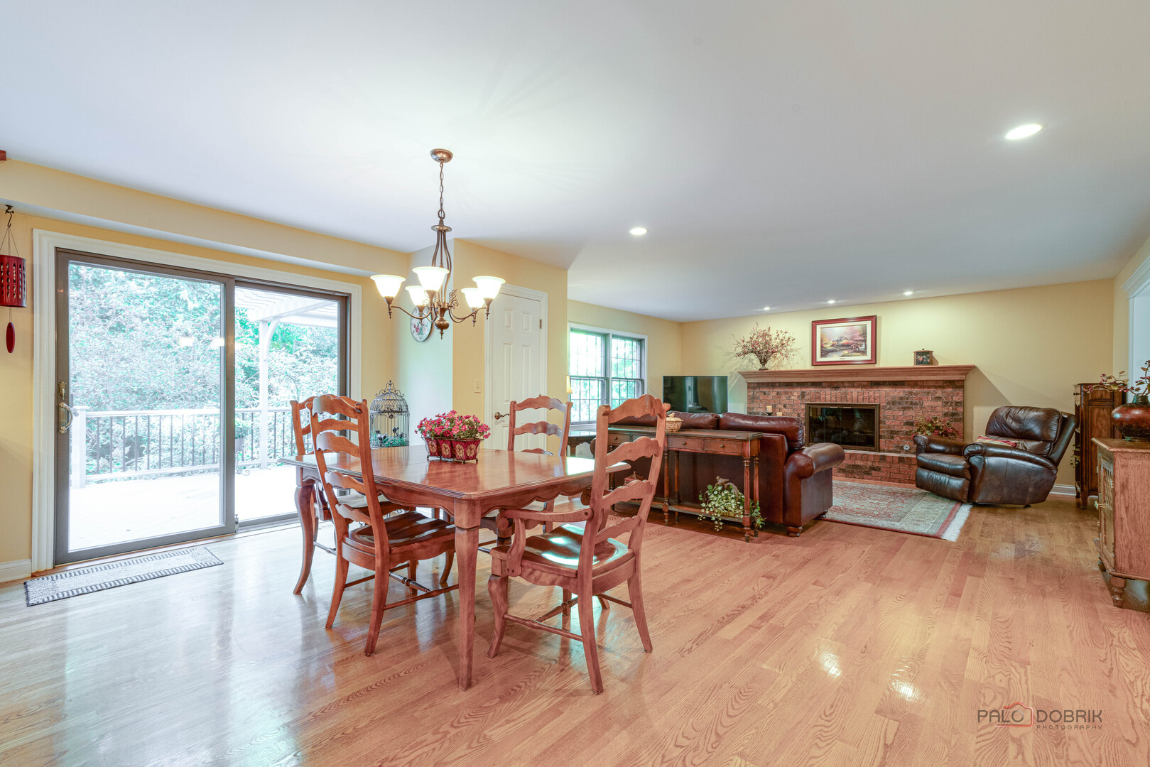 832 interlaken Lane, Libertyville, IL 60048