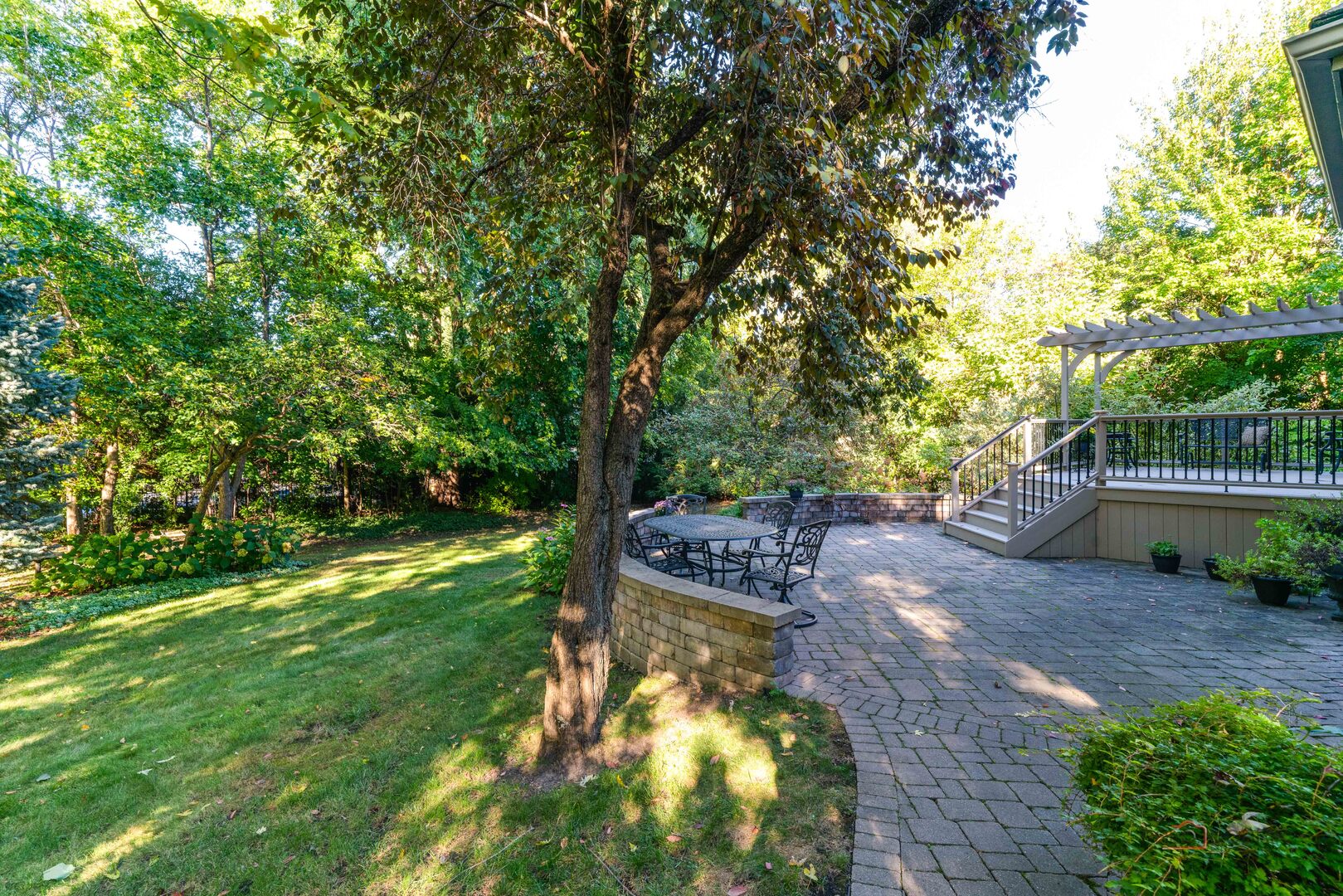 832 interlaken Lane, Libertyville, IL 60048