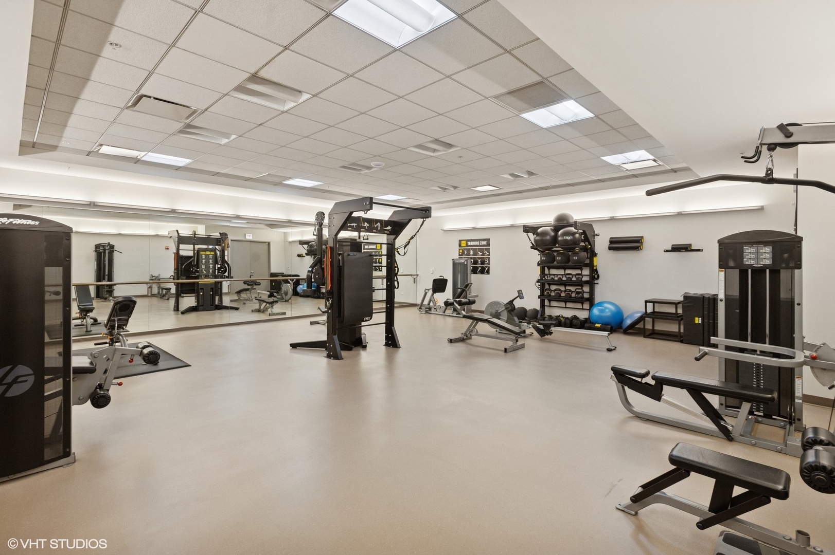 240 E Illinois Street #607, Chicago, IL 60611