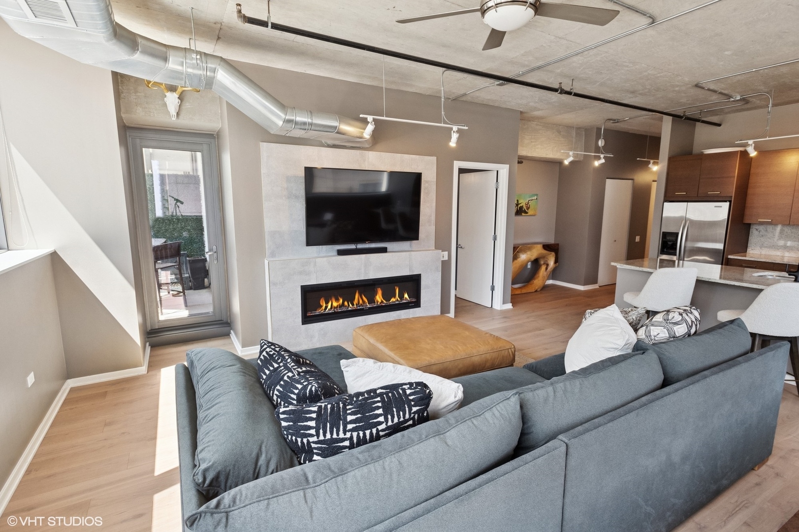 240 E Illinois Street #607, Chicago, IL 60611