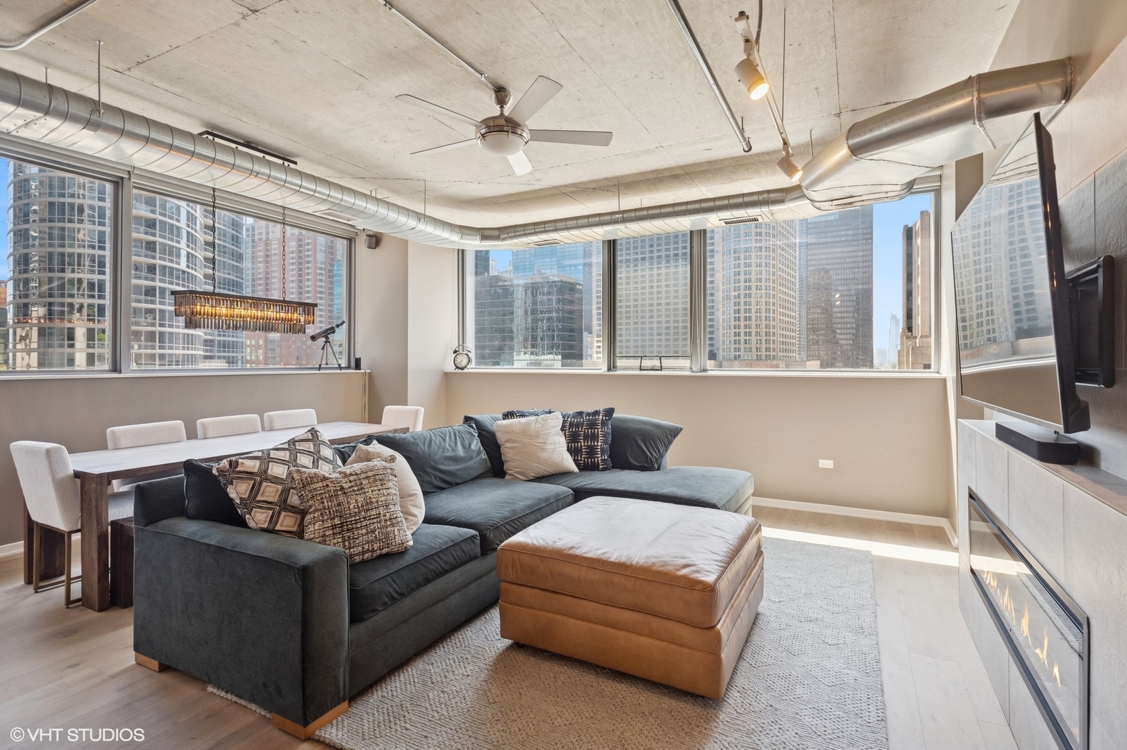 240 E Illinois Street #607, Chicago, IL 60611