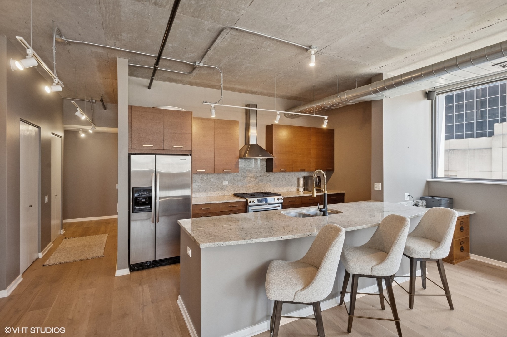 240 E Illinois Street #607, Chicago, IL 60611