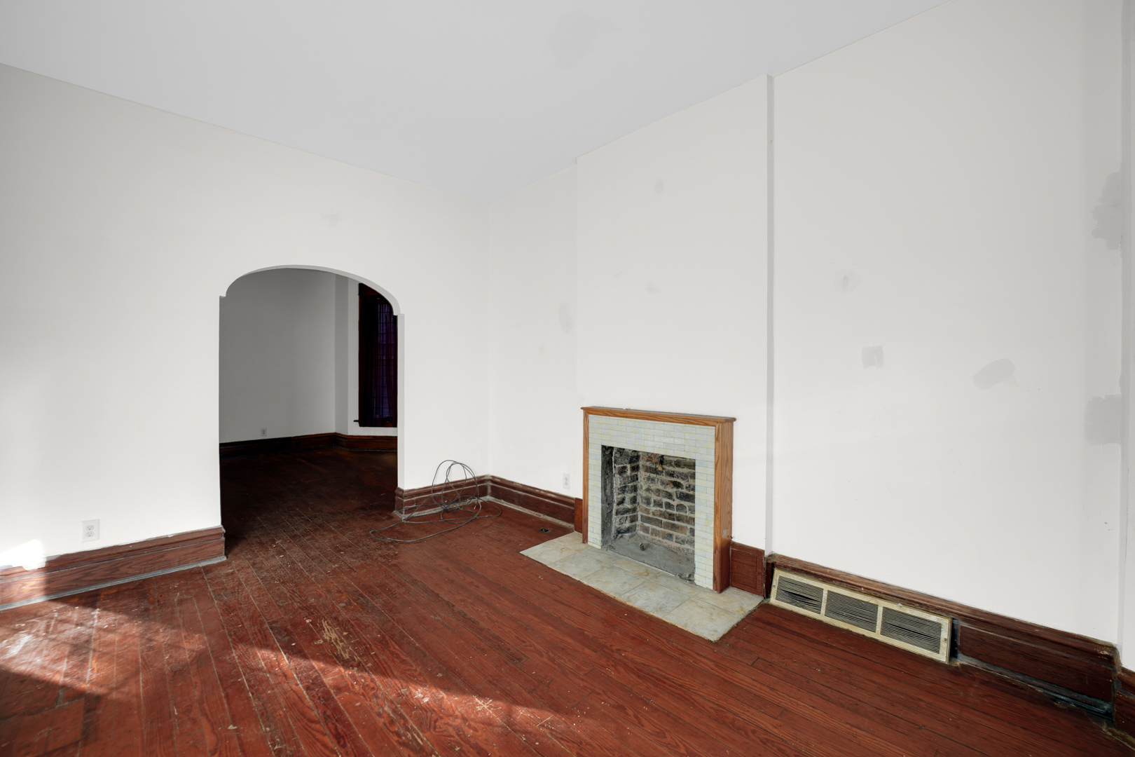6045 S Peoria Street, Chicago, IL 60621