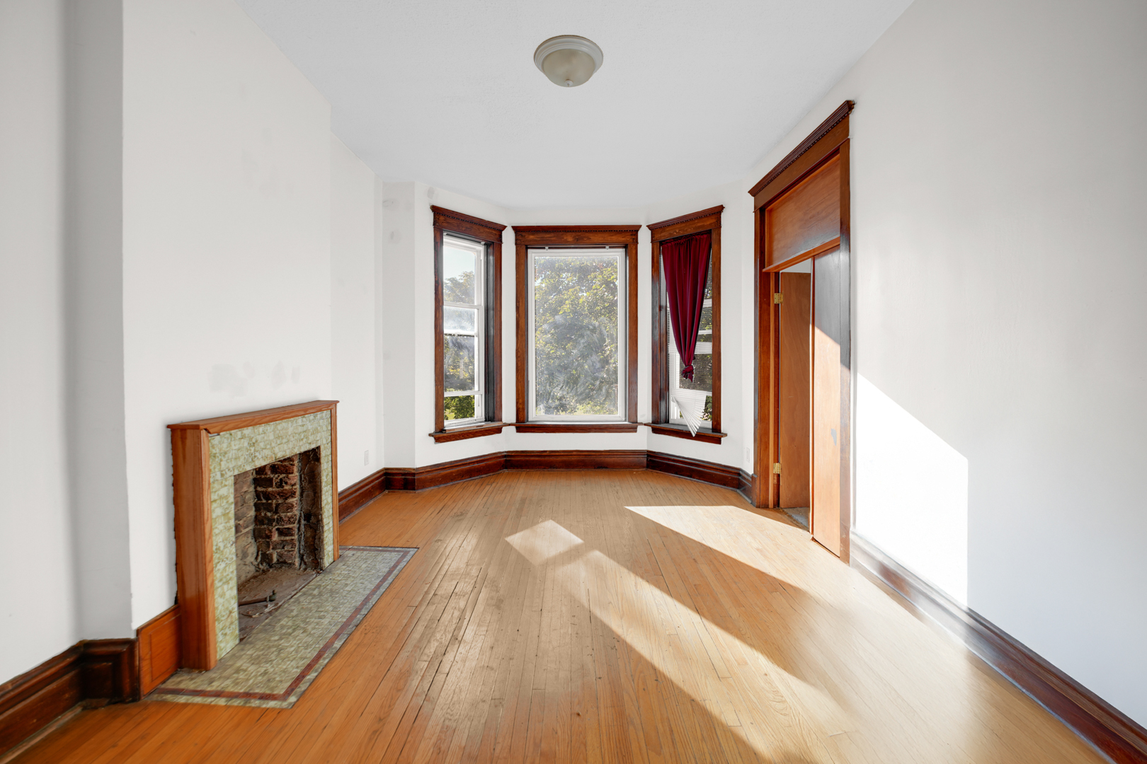 6045 S Peoria Street, Chicago, IL 60621