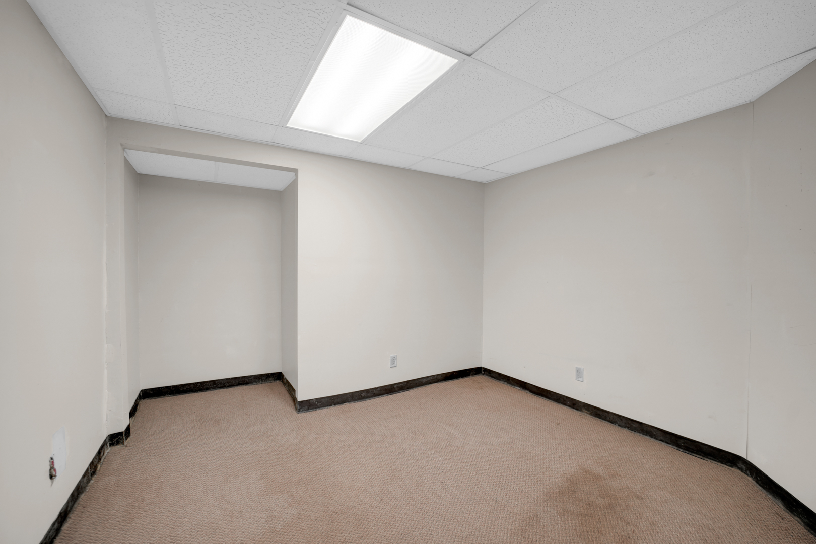 6045 S Peoria Street, Chicago, IL 60621