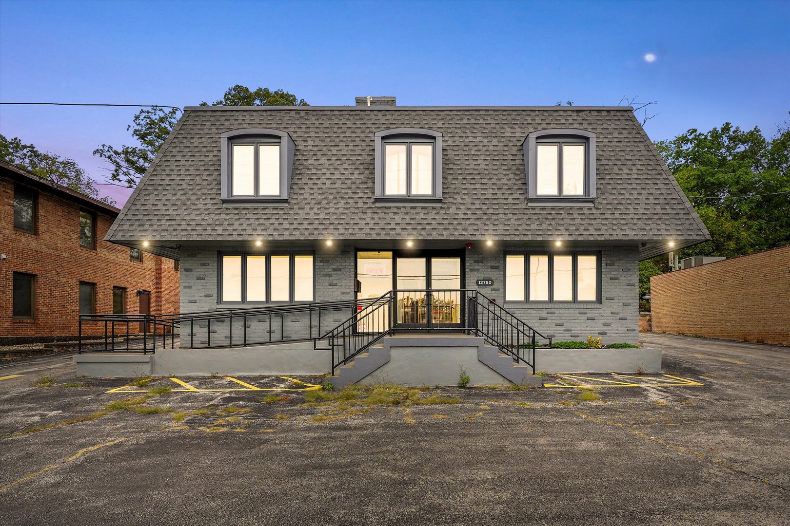 12750 S HARLEM Avenue #2-1, Palos Heights, IL 60463