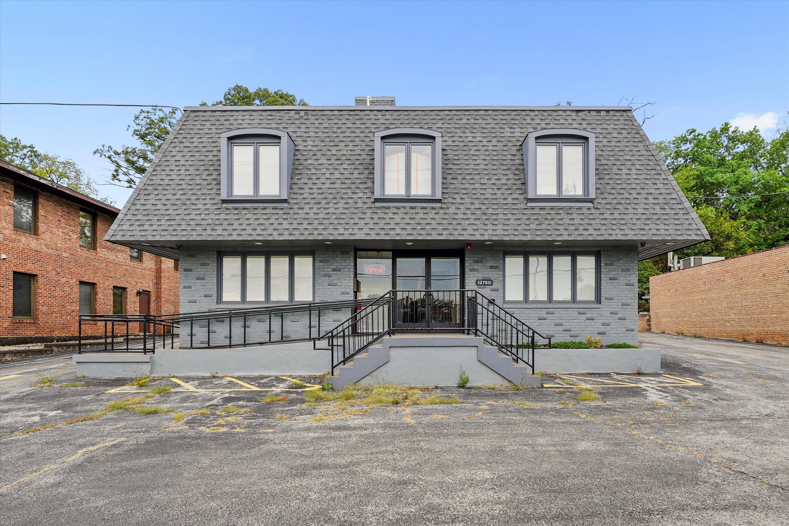 12750 S HARLEM Avenue #2-2, Palos Heights, IL 60463