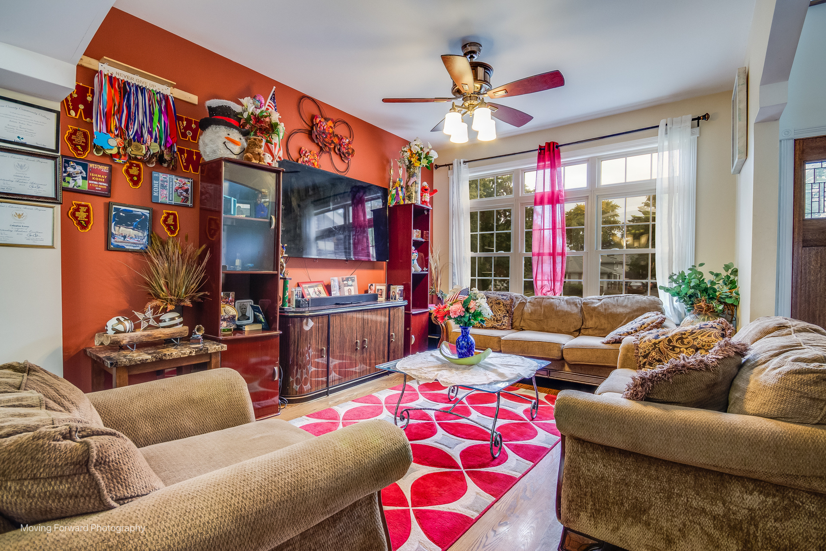 4018 N Grant Street, Westmont, IL 60559