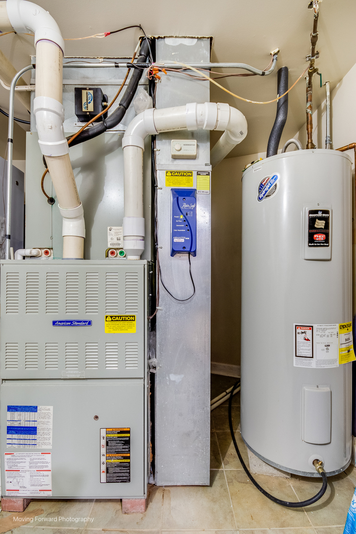 4018 N Grant Street, Westmont, IL 60559