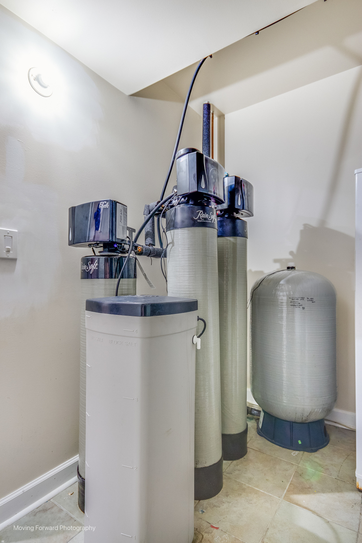 4018 N Grant Street, Westmont, IL 60559