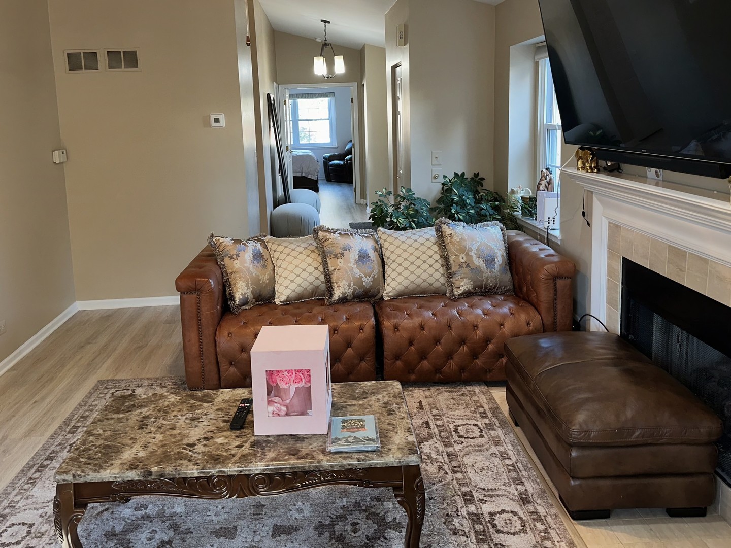 393 BENTLEY Place, Buffalo Grove, IL 60089