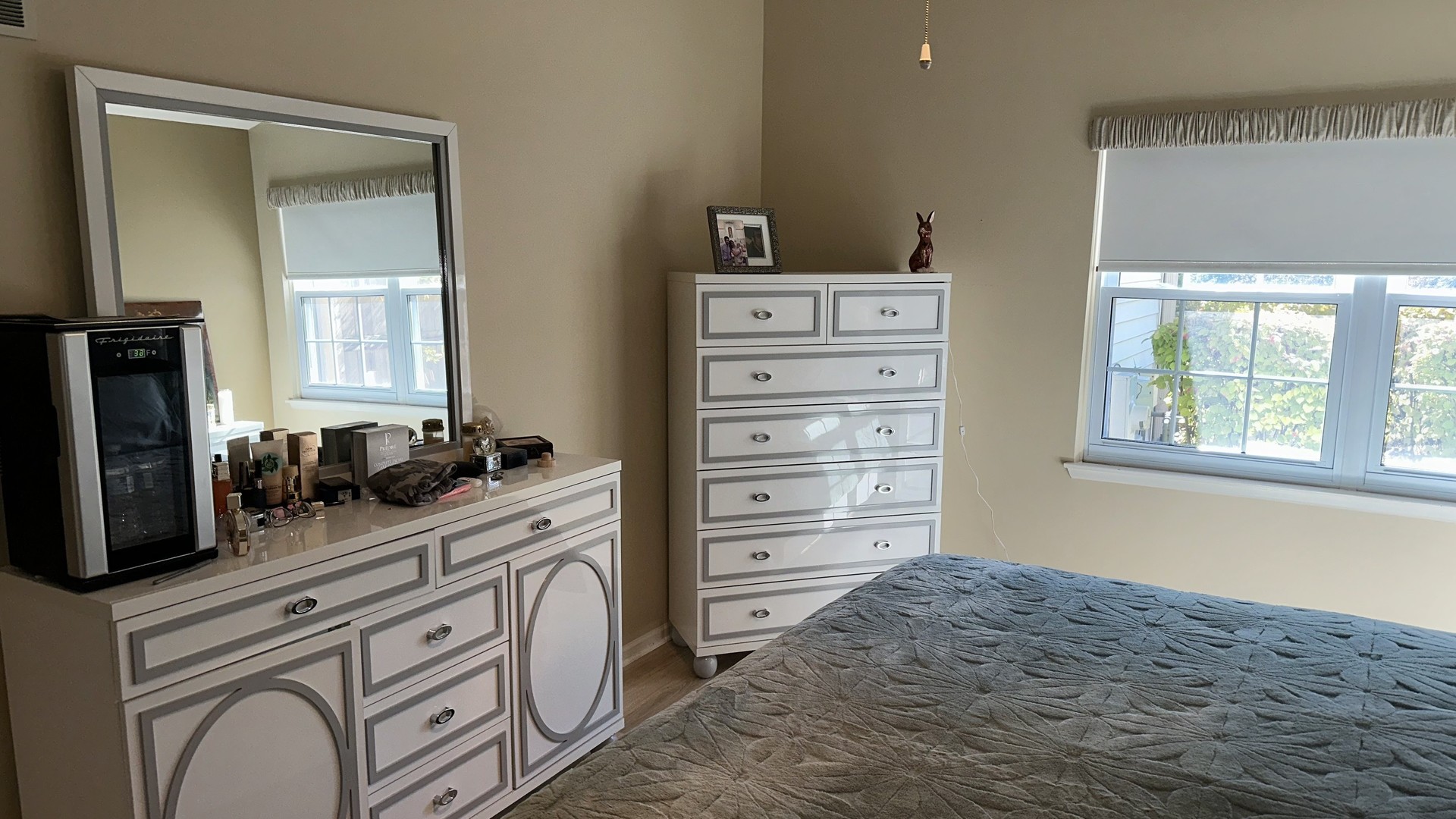 393 BENTLEY Place, Buffalo Grove, IL 60089