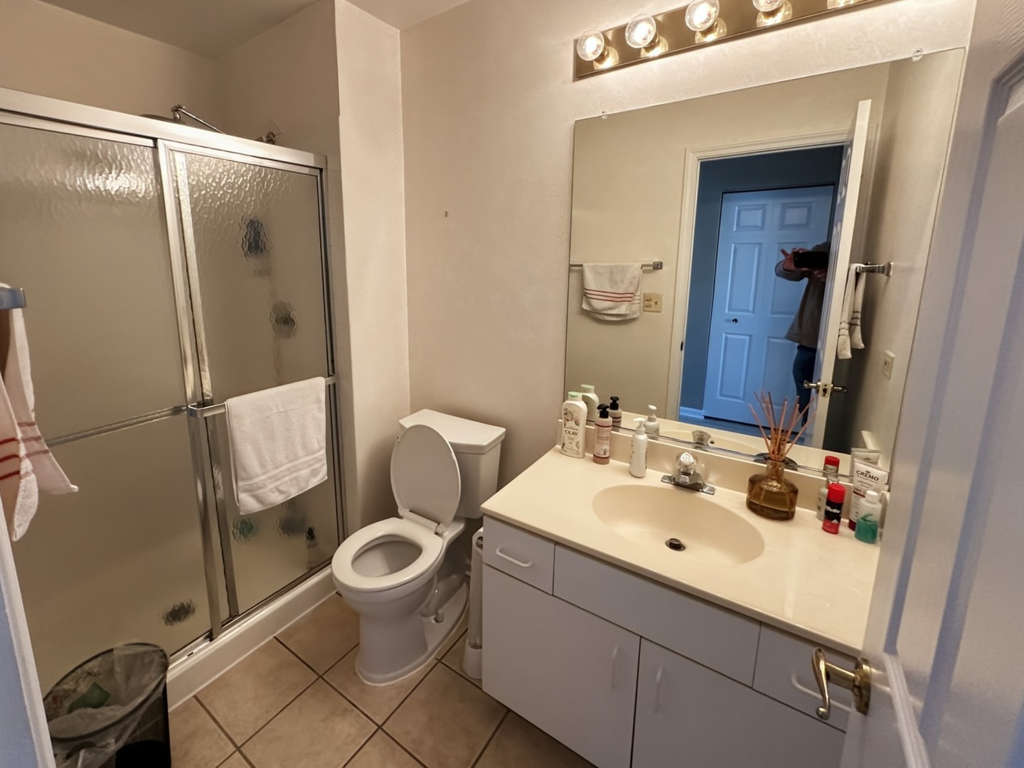 393 BENTLEY Place, Buffalo Grove, IL 60089