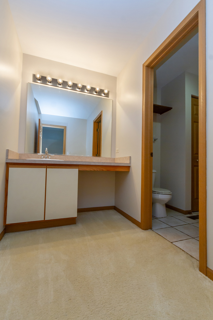 1244 Brookdale Drive #1244, Carpentersville, IL 60110