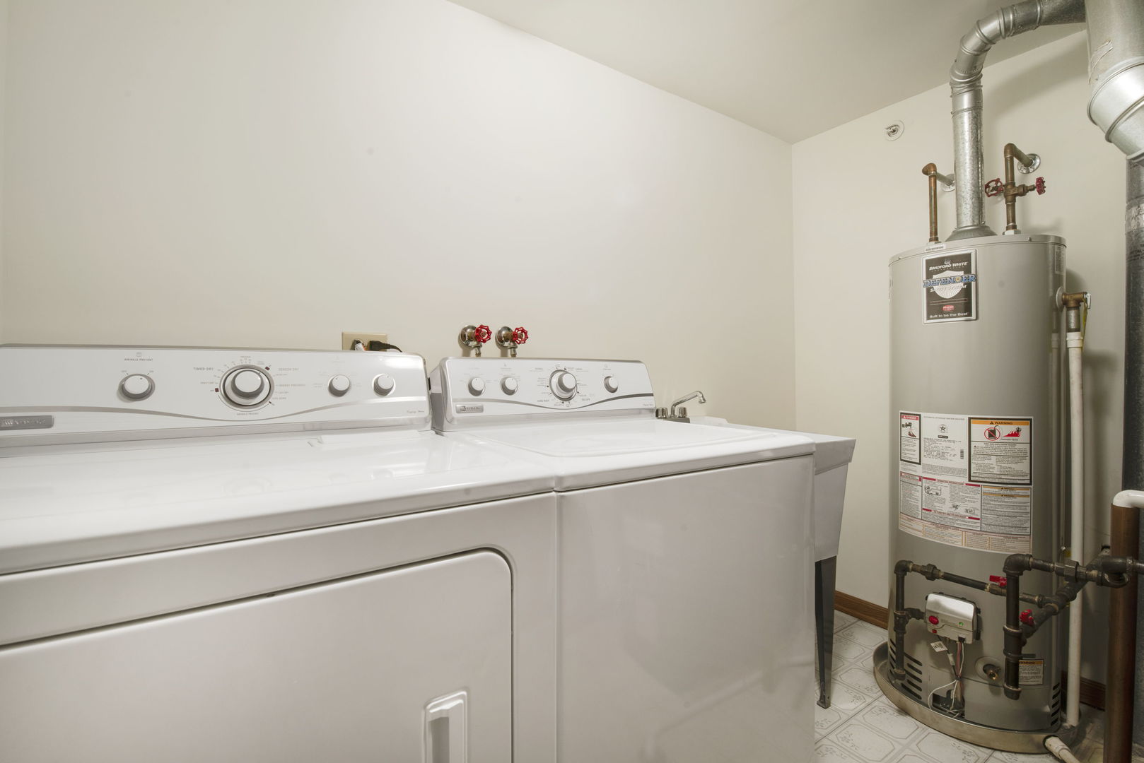 9510 S Kolmar Avenue #406, Oak Lawn, IL 60453