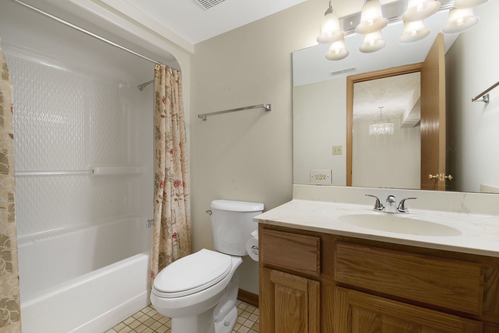 9510 S Kolmar Avenue #406, Oak Lawn, IL 60453