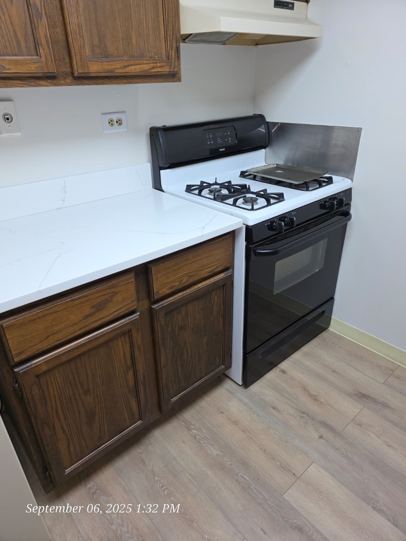 234 E Bailey Road #B, Naperville, IL 60565