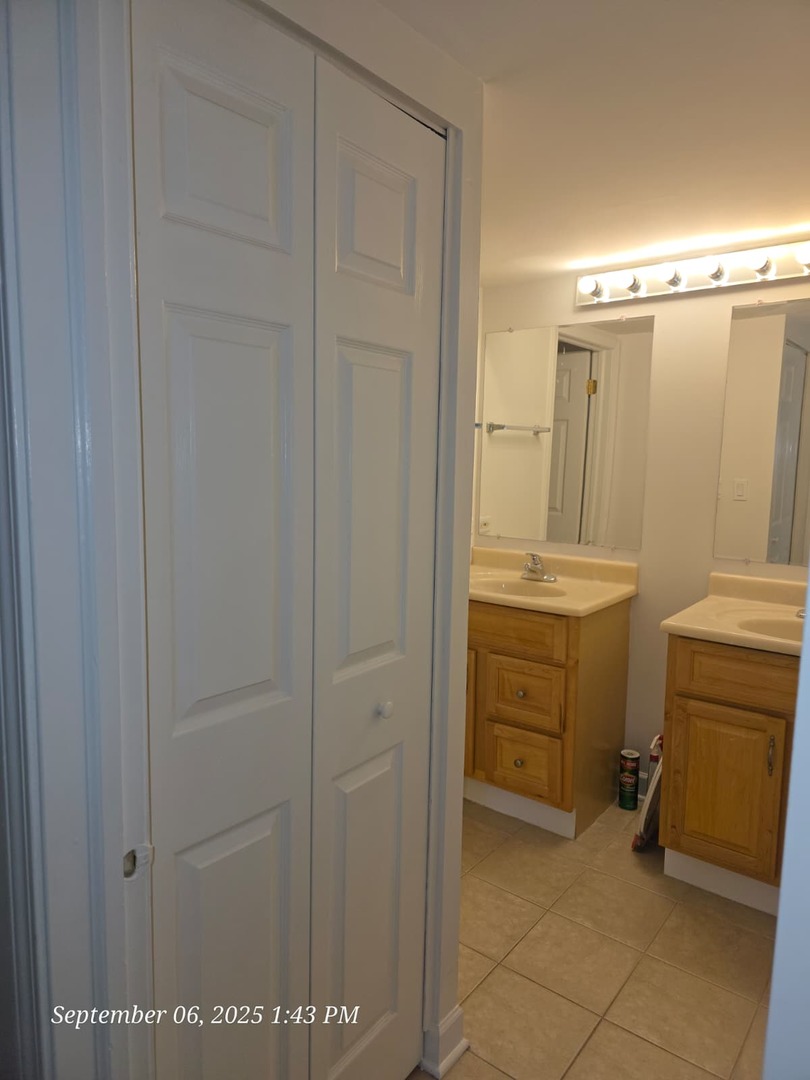 234 E Bailey Road #B, Naperville, IL 60565