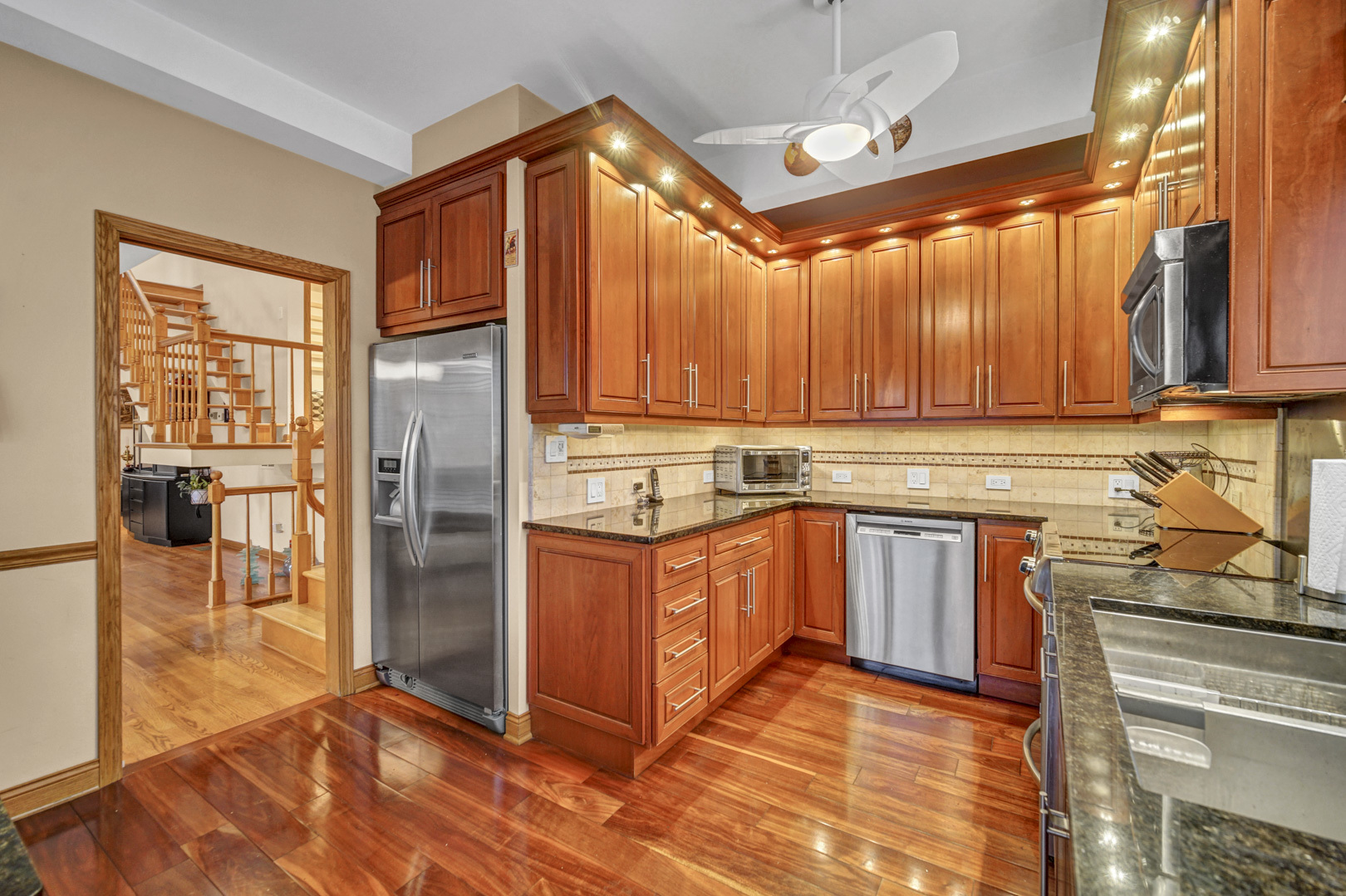 1715 S Greenwood Avenue, Park Ridge, IL 60068