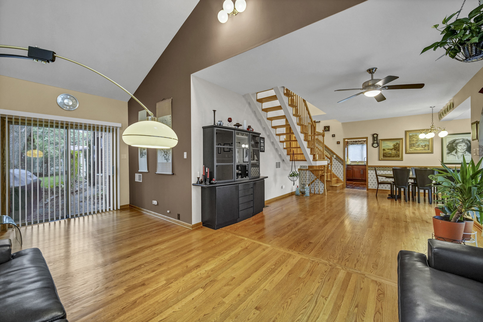 1715 S Greenwood Avenue, Park Ridge, IL 60068