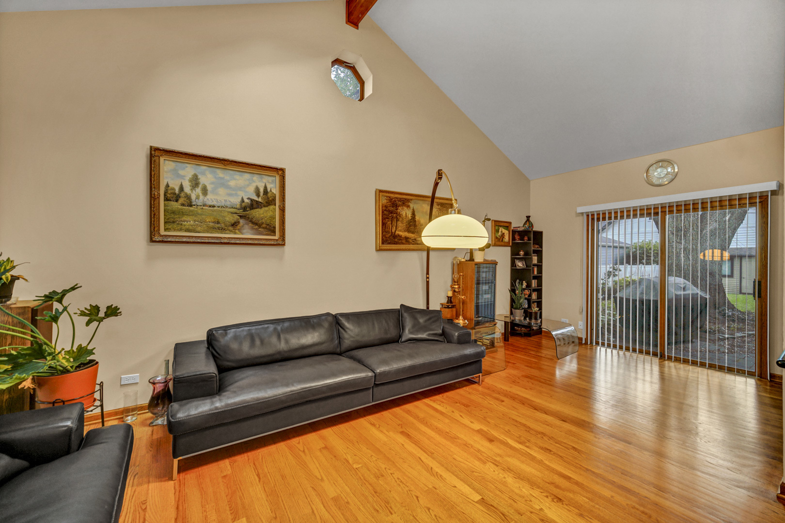 1715 S Greenwood Avenue, Park Ridge, IL 60068