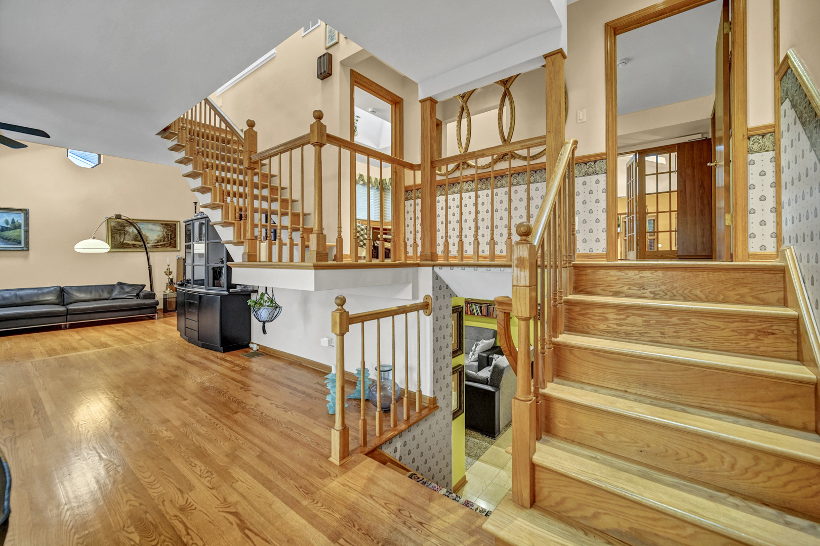 1715 S Greenwood Avenue, Park Ridge, IL 60068