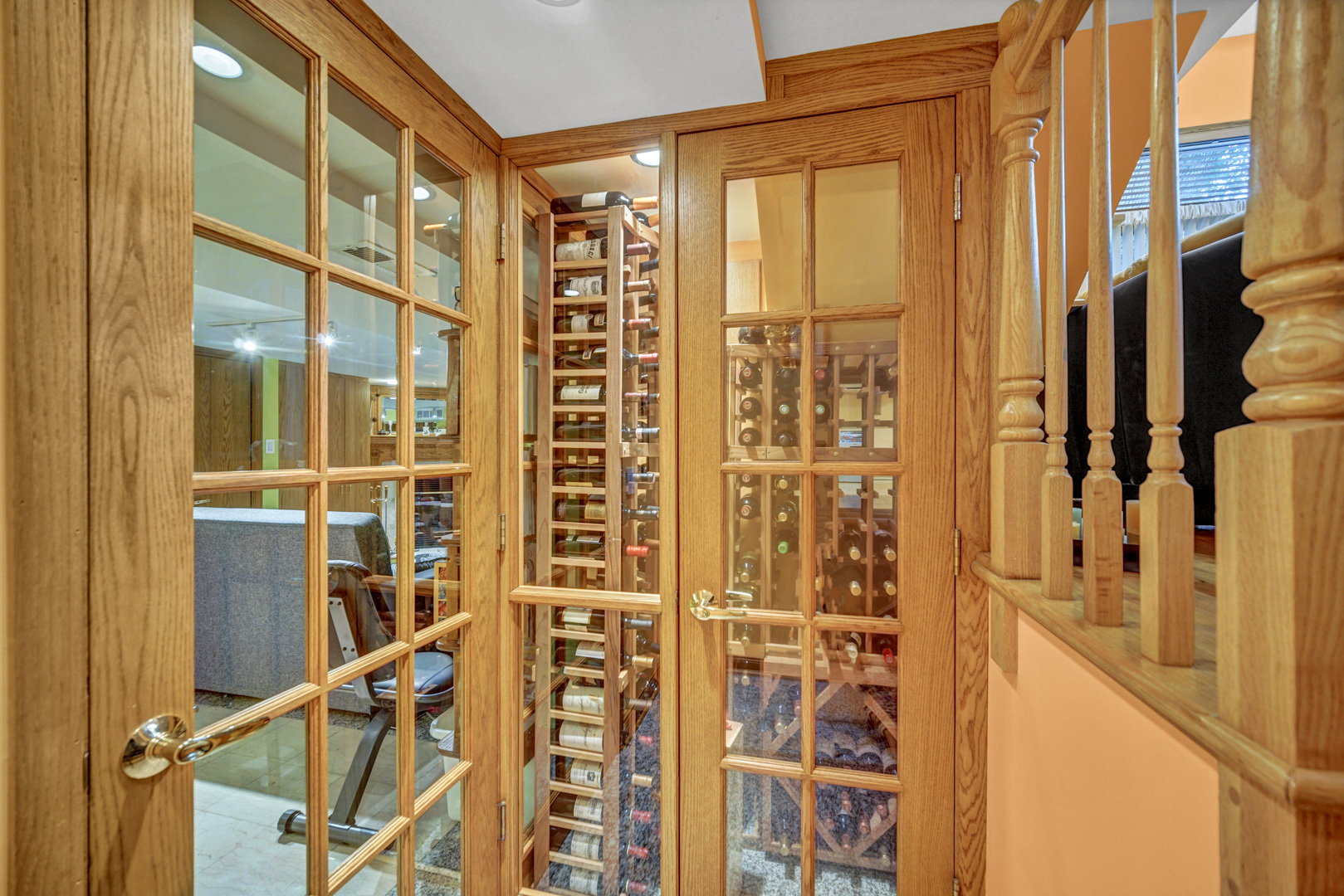 1715 S Greenwood Avenue, Park Ridge, IL 60068