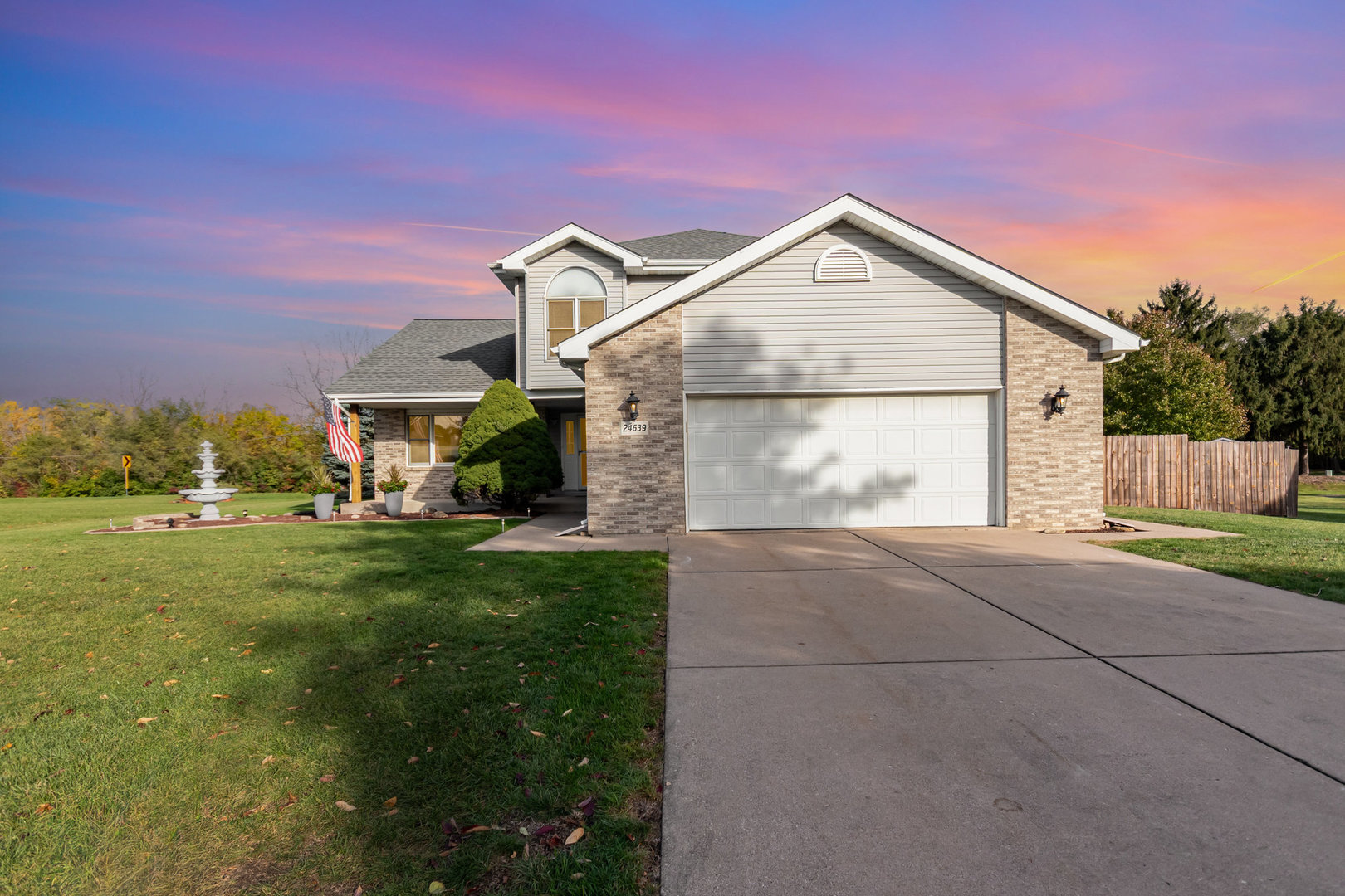 24639 S Howard Court, Channahon, IL 60410