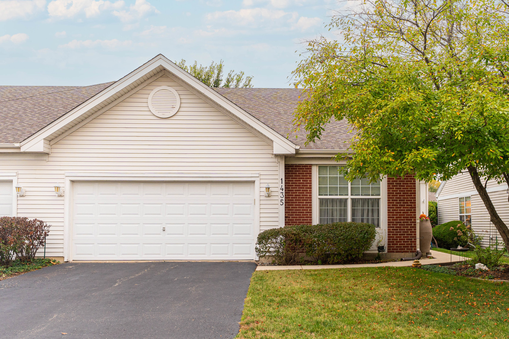 1435 Cambria Drive, DeKalb, IL 60115