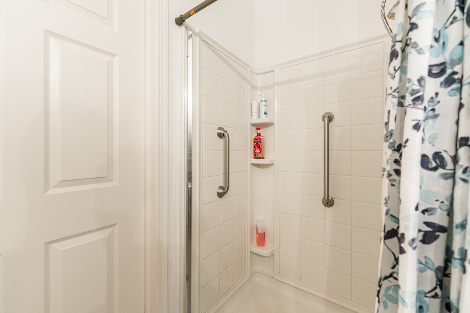 1435 Cambria Drive, DeKalb, IL 60115