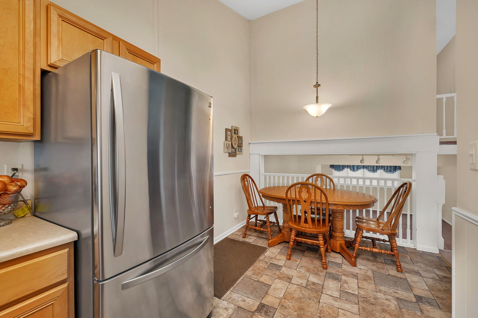 203 W Birchwood Drive #5, Romeoville, IL 60446