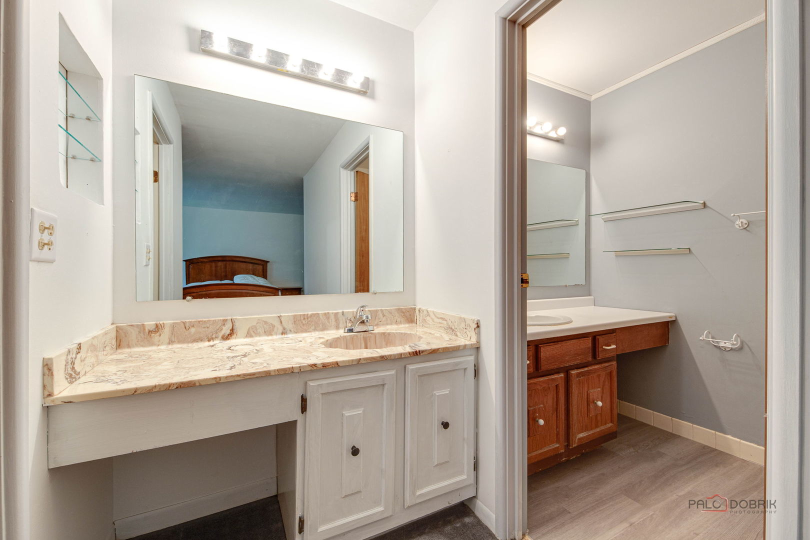 886 Swan Lane, Deerfield, IL 60015