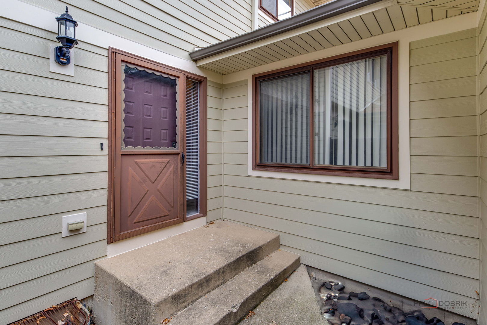 886 Swan Lane, Deerfield, IL 60015