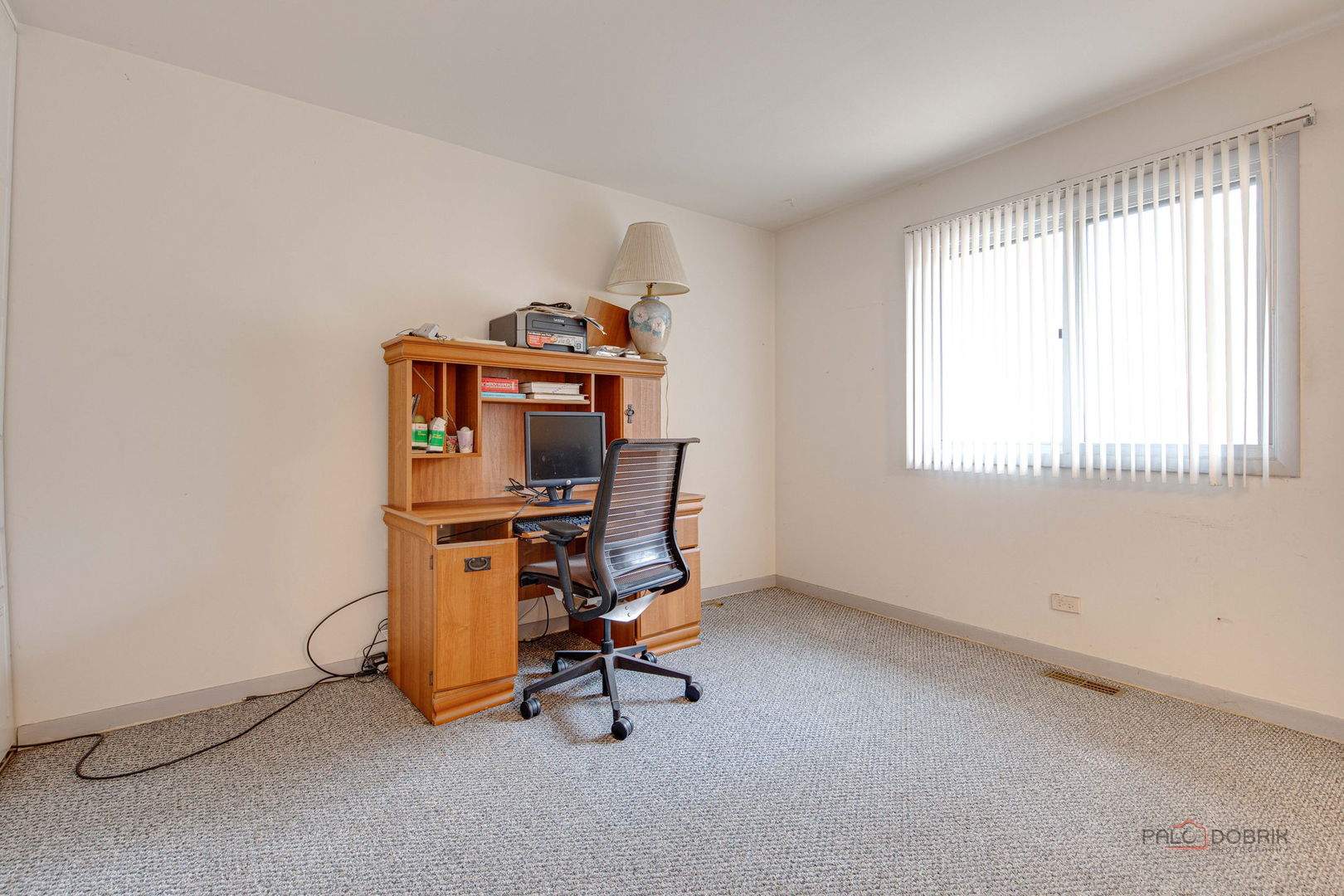 886 Swan Lane, Deerfield, IL 60015