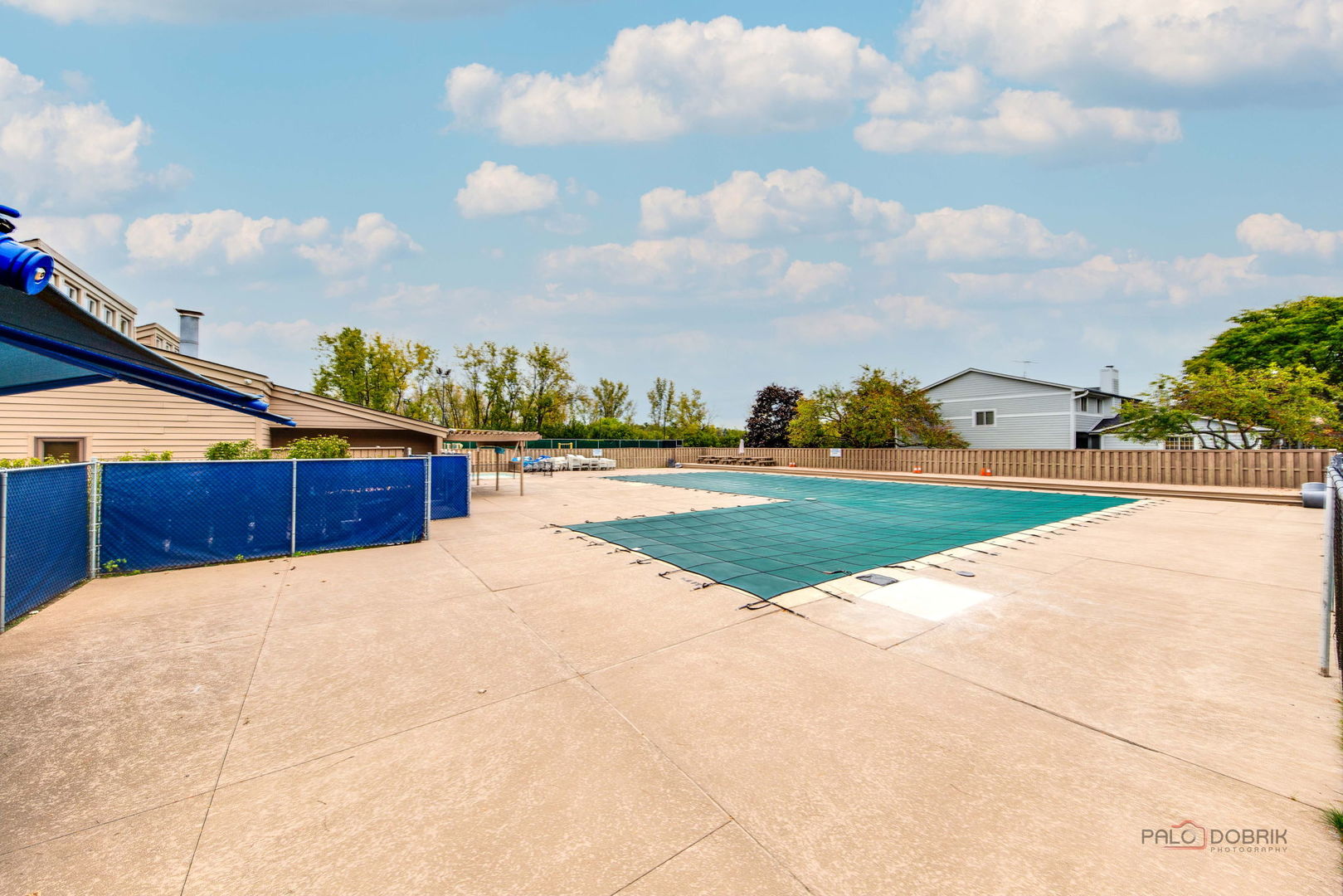 886 Swan Lane, Deerfield, IL 60015