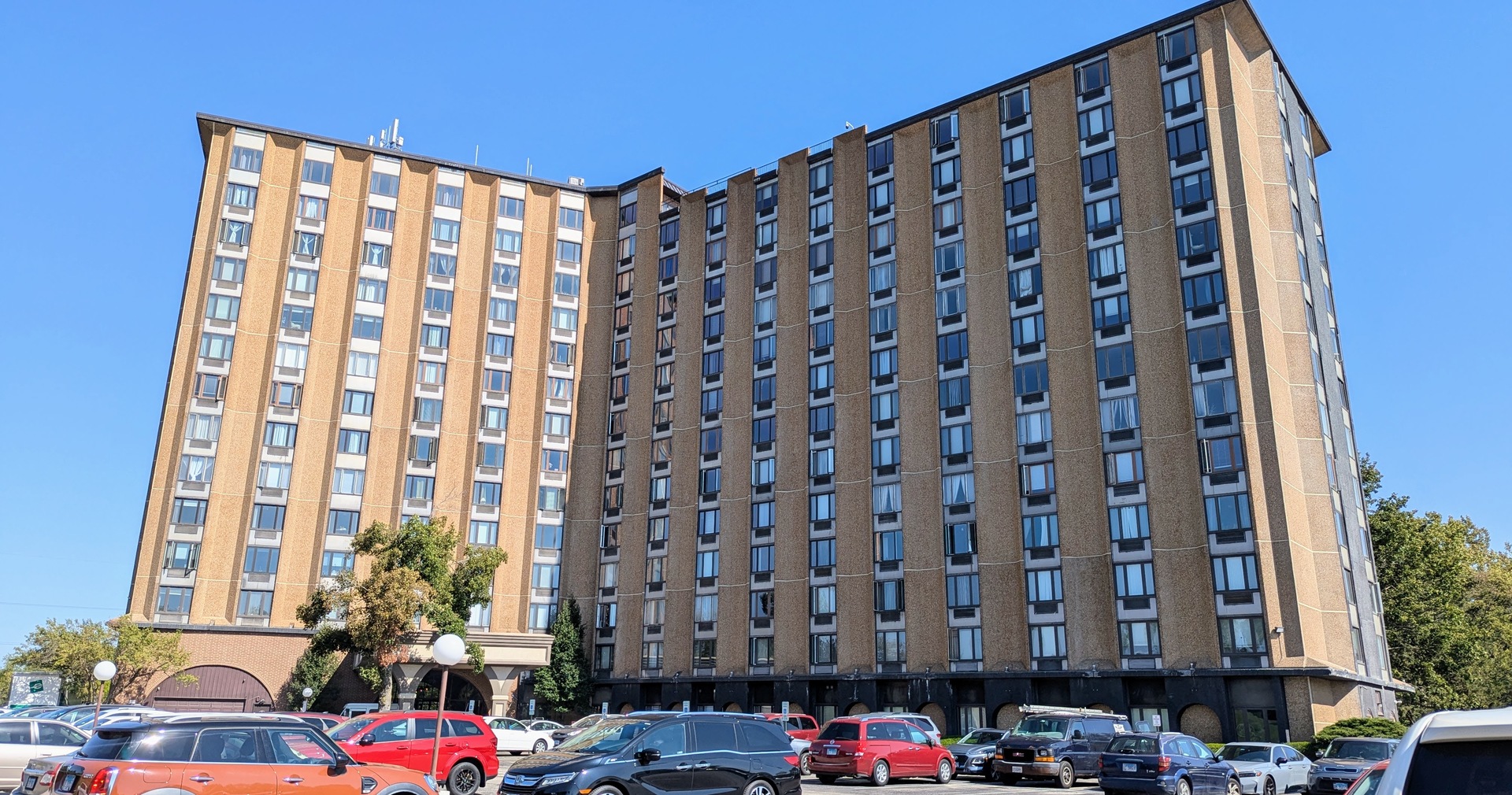 1 Renaissance Place #1019, Palatine, IL 60067