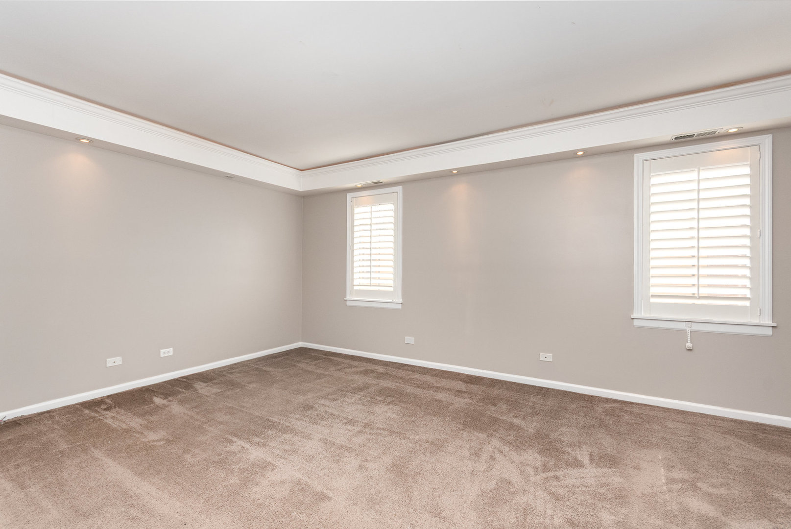 1022 Alexander Lane, Oak Park, IL 60302