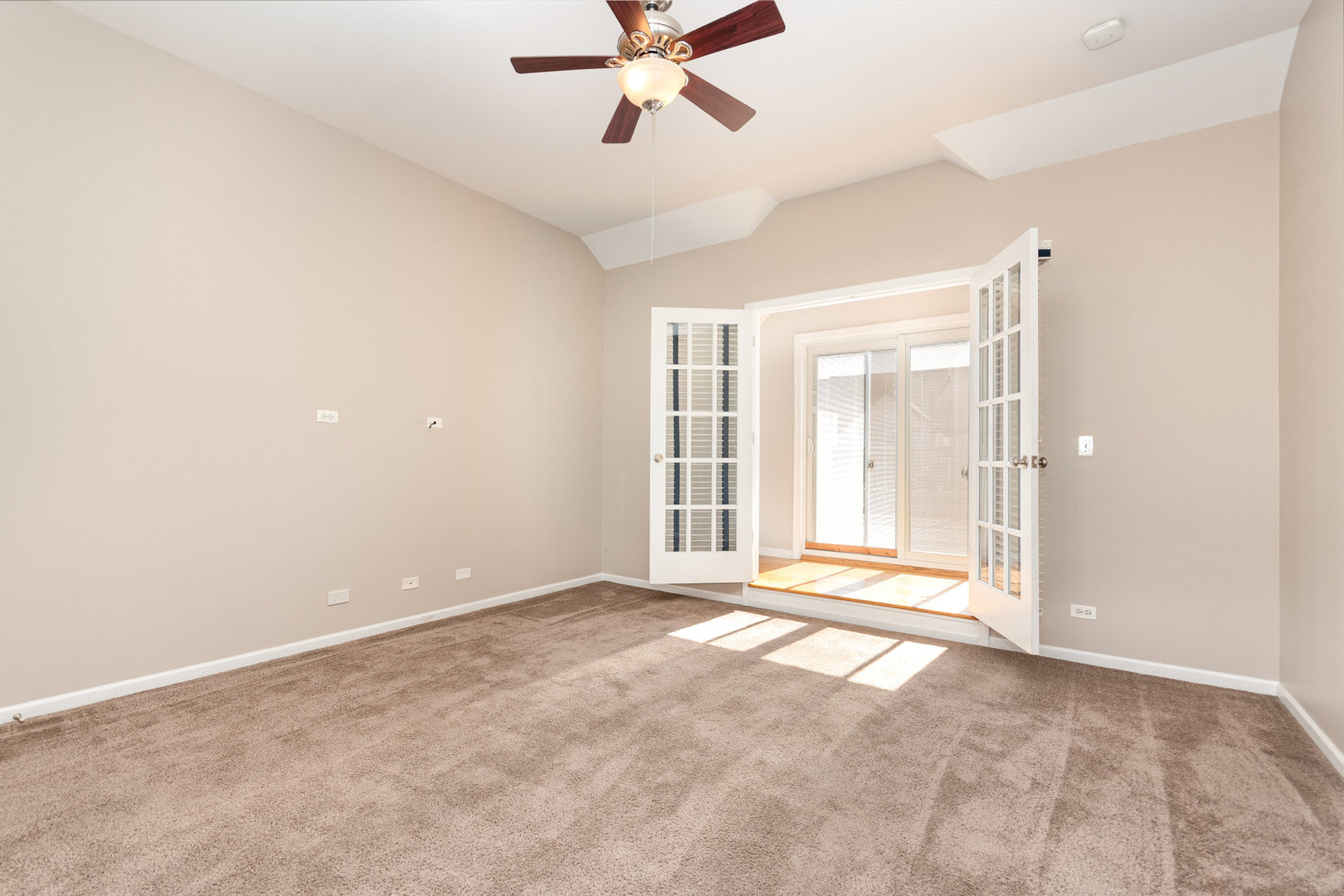 1022 Alexander Lane, Oak Park, IL 60302