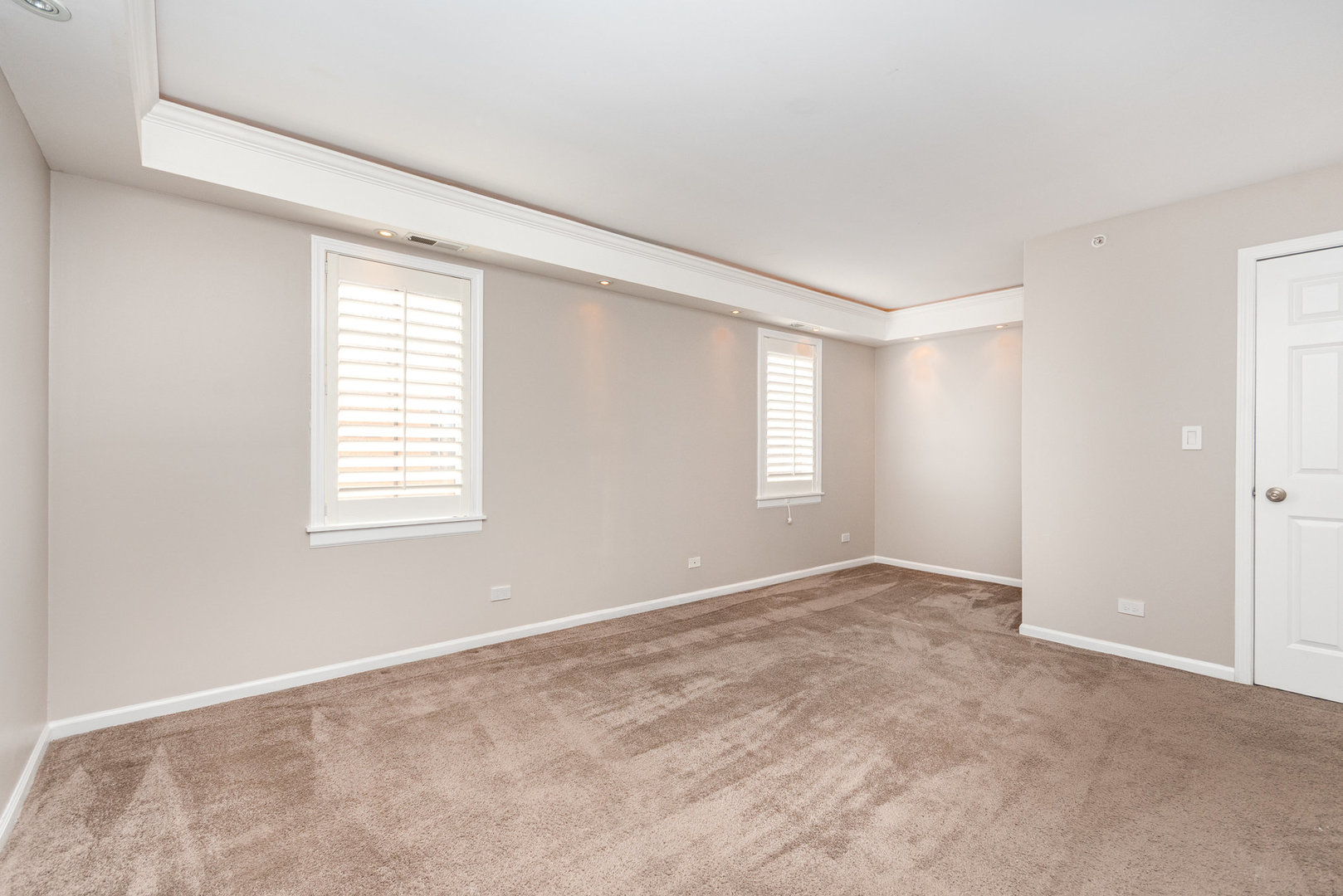 1022 Alexander Lane, Oak Park, IL 60302