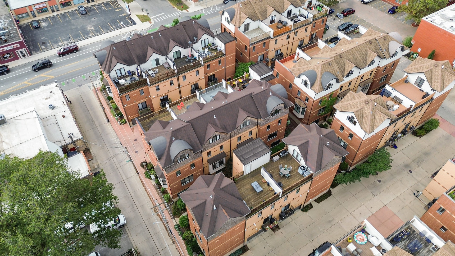 1022 Alexander Lane, Oak Park, IL 60302