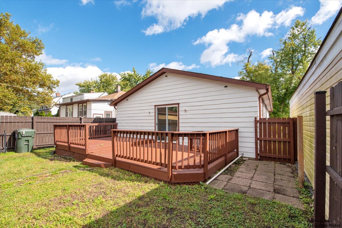 14914 AVERS Avenue, Midlothian, IL 60445
