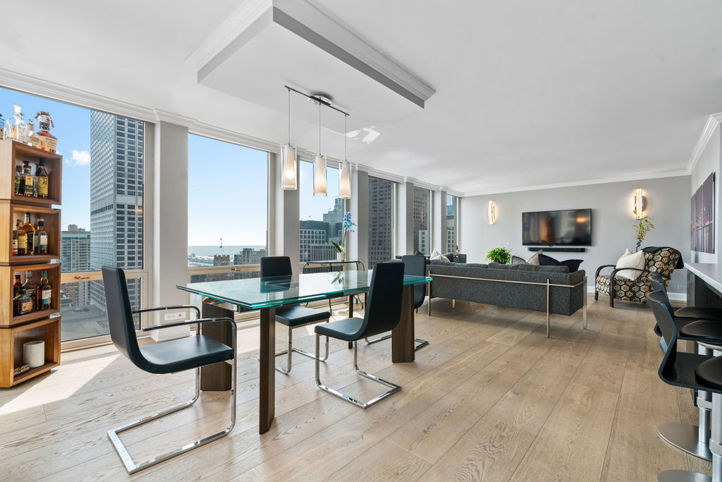 111 E Chestnut Street #38A, Chicago, IL 60611