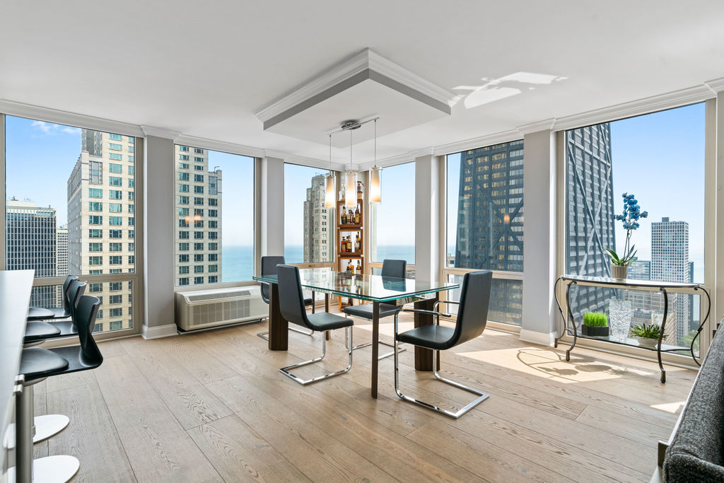 111 E Chestnut Street #38A, Chicago, IL 60611